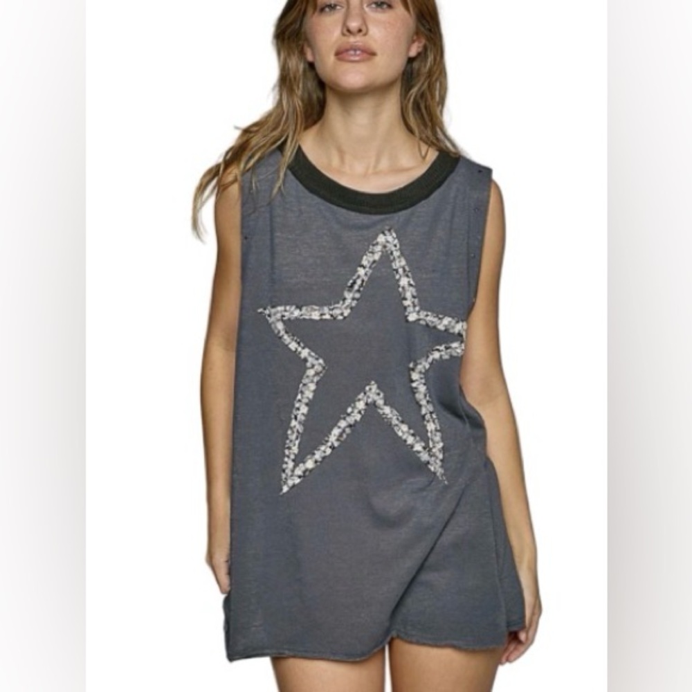 POL Gray fabric floral Sleeveless Star Tee with black Trim